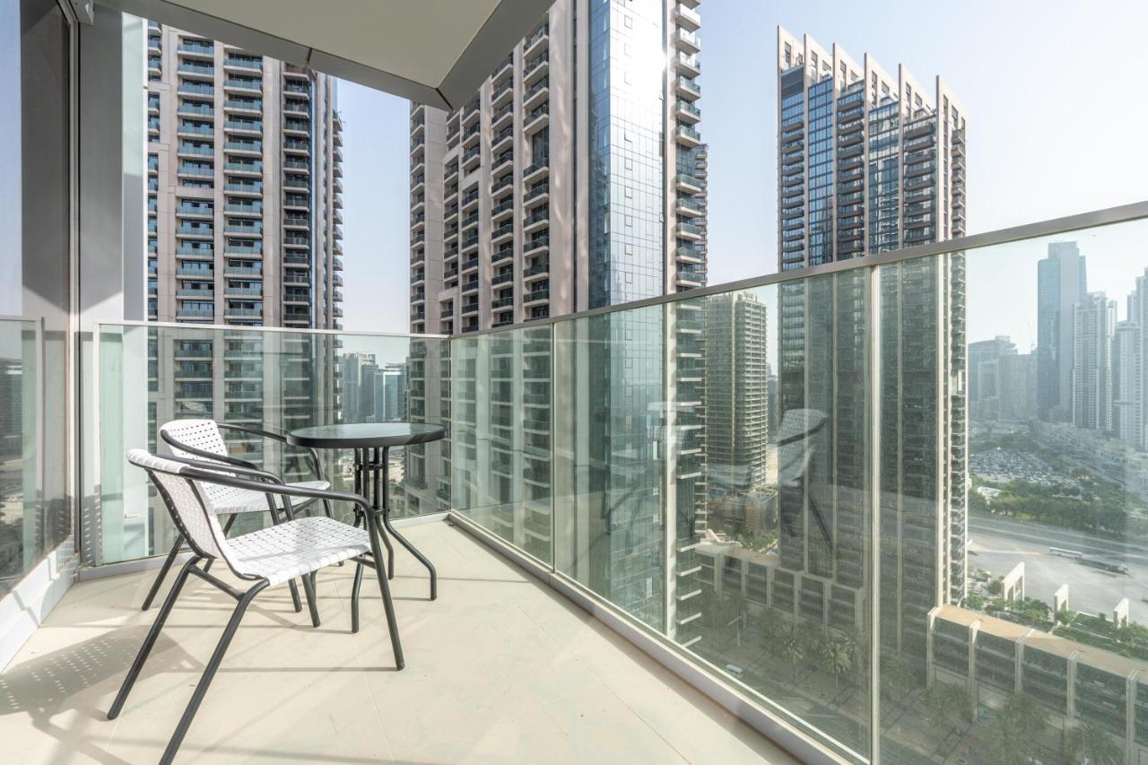 White Sage - Modern And Unique Apartment With Fountain Views Dubai Bagian luar foto