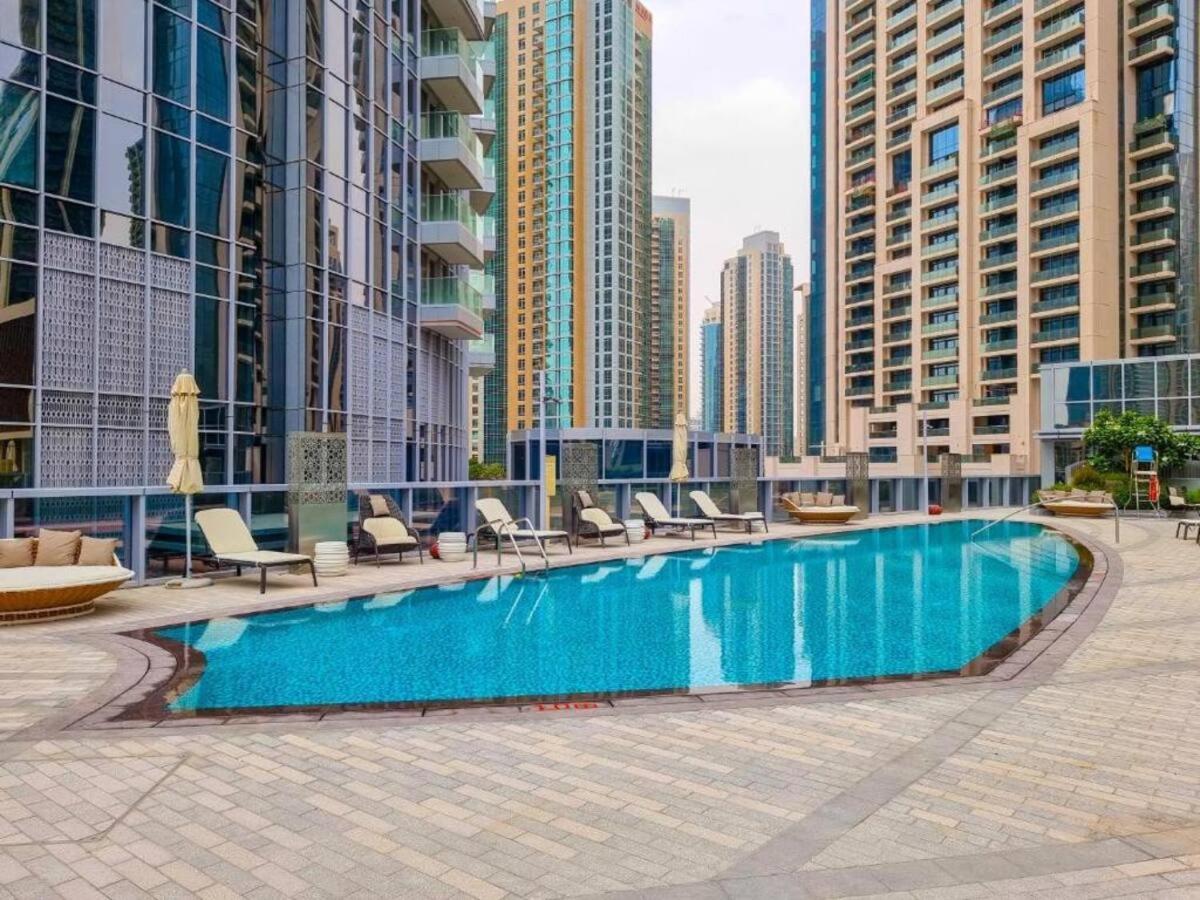 White Sage - Modern And Unique Apartment With Fountain Views Dubai Bagian luar foto